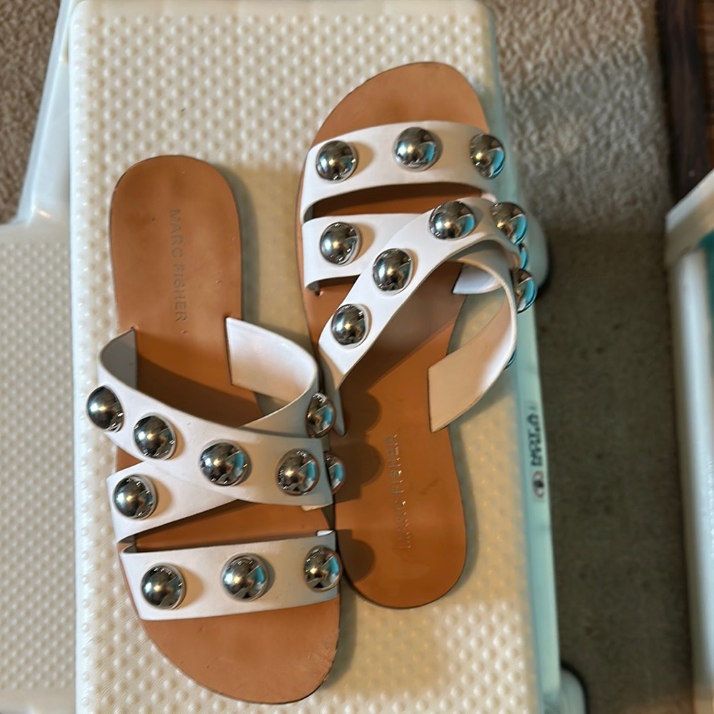 Marc Fisher‎ White Studded Women's Sandals - Picture 2 of 4